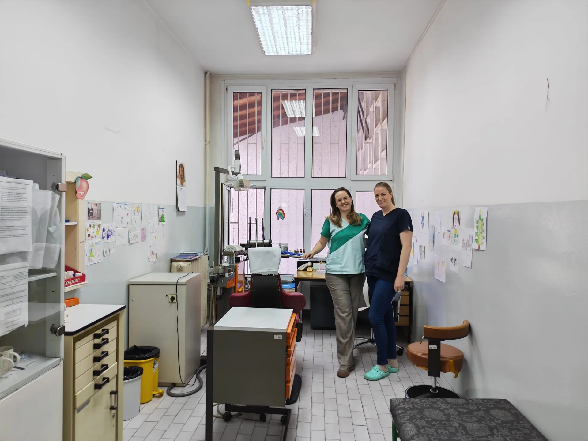 Унутрашњост школске стоматолошке ординације